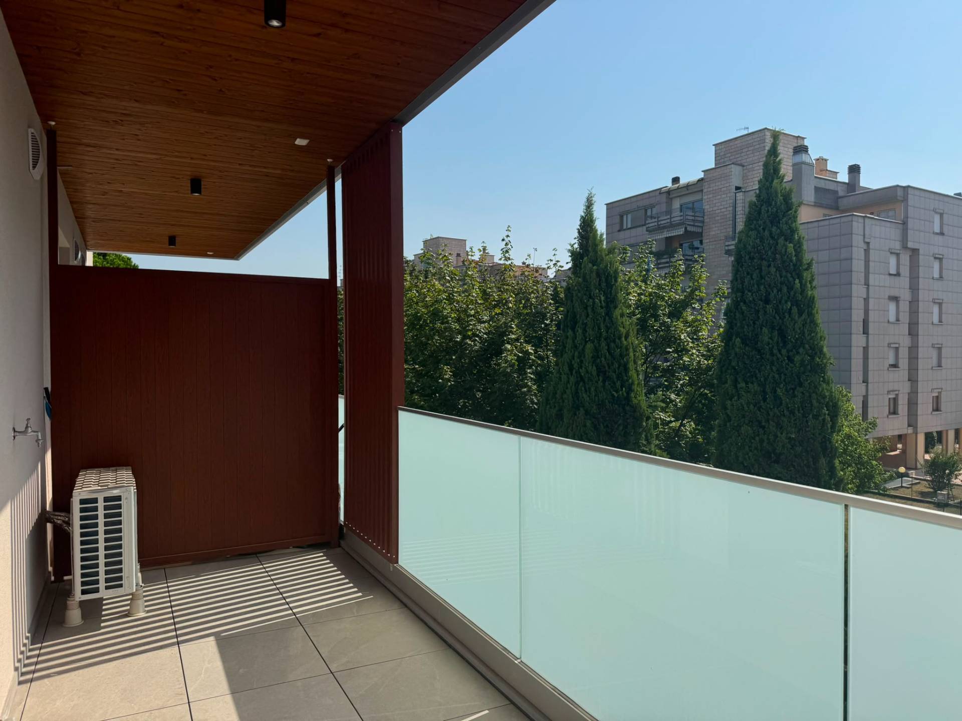 La meravigliosa "RESIDENZA PIATTI 12", in C.E. A4 - Nuovo, Grande Bilocale + Studio, con Terrazza di 12 mq.
